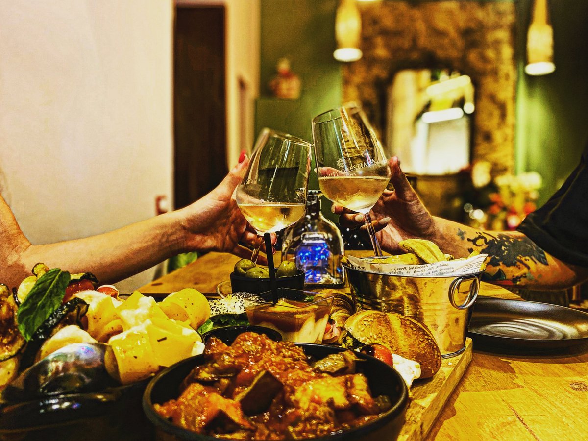 Foto di Revolution - 10/10