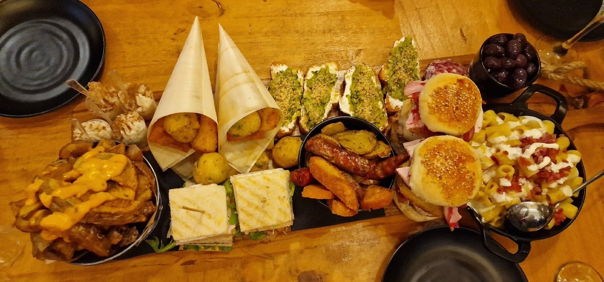 Foto di Revolution - 7/10