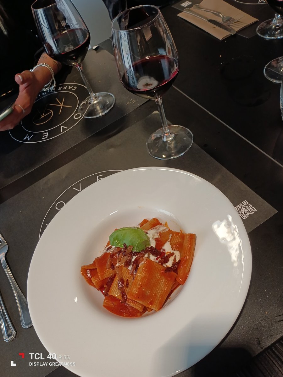 Foto di X-ovem Cafe/drink/food - 6/10