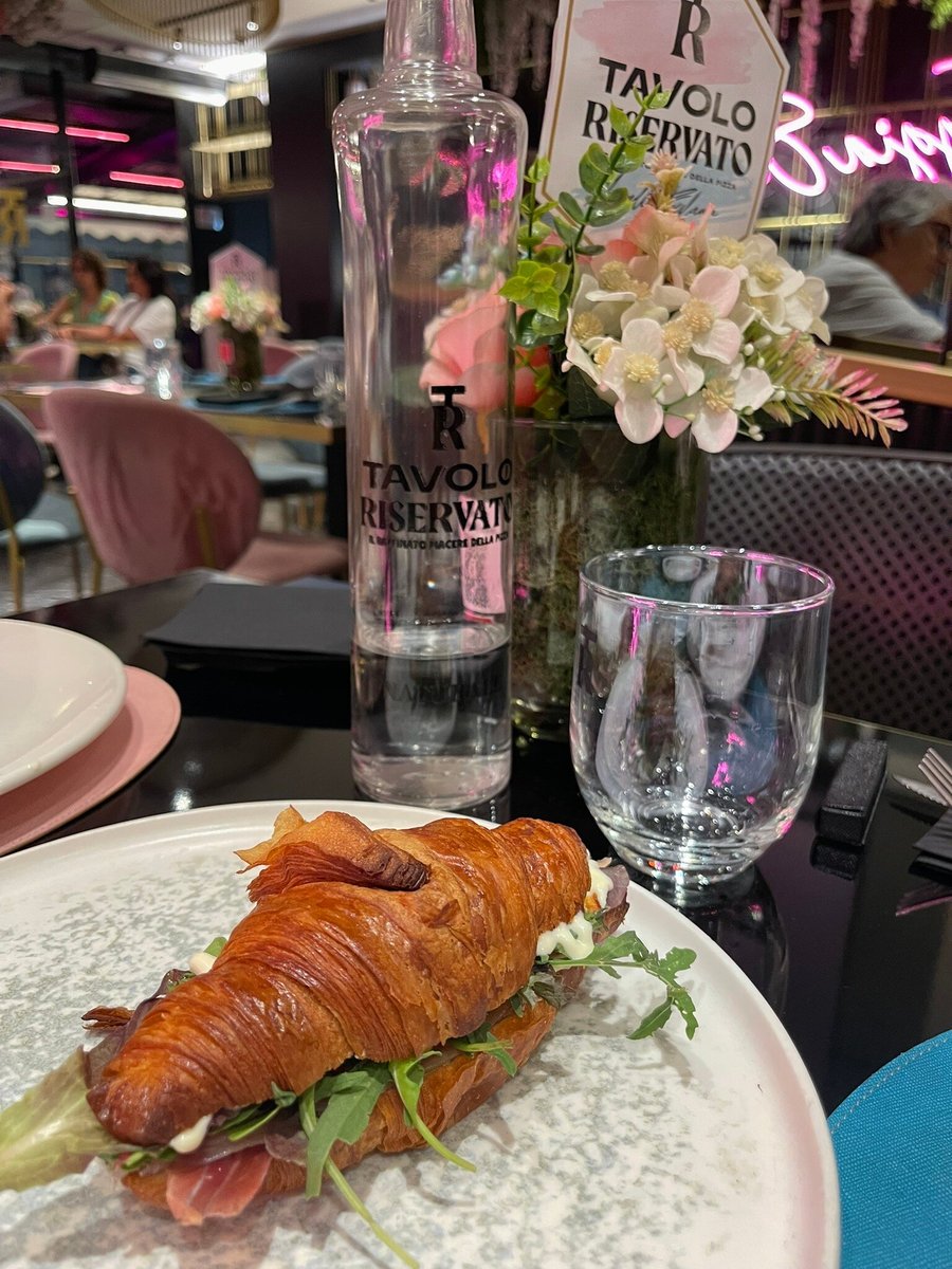 Foto di Tavolo Riservato Pizzeria - 6/10