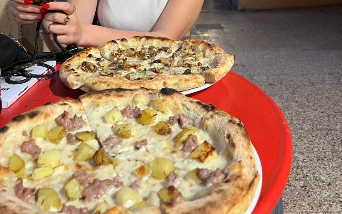 Foto di Pizzeria Azzipizza Mica Pizza E Fichi - 7/9