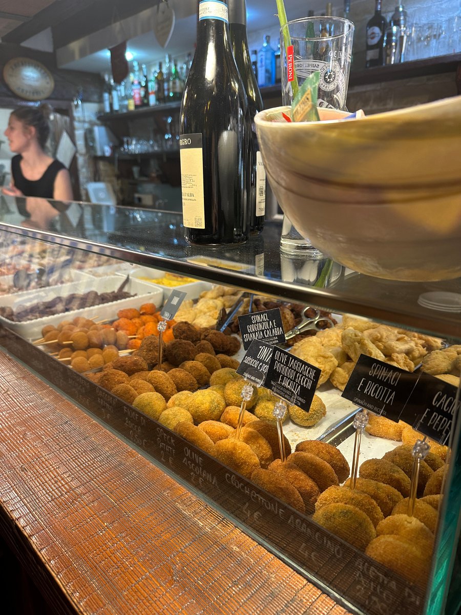 Foto di Spaccio Bar - 8/9