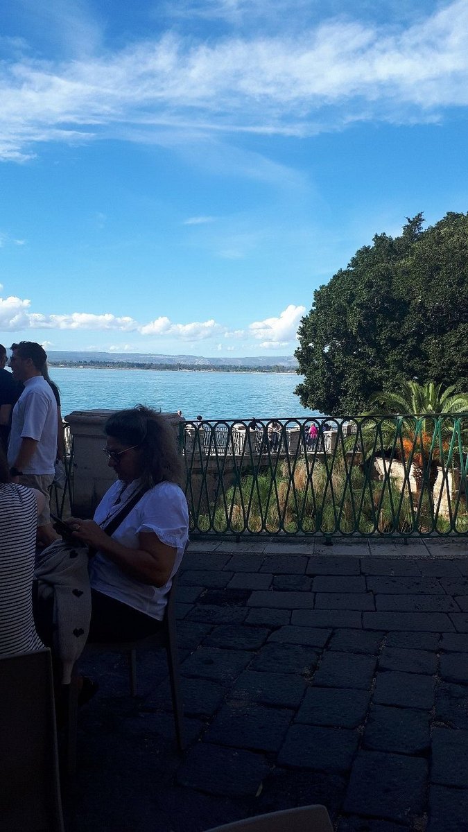 Foto di Fonte Aretusa Bar Tabacchi - 8/10