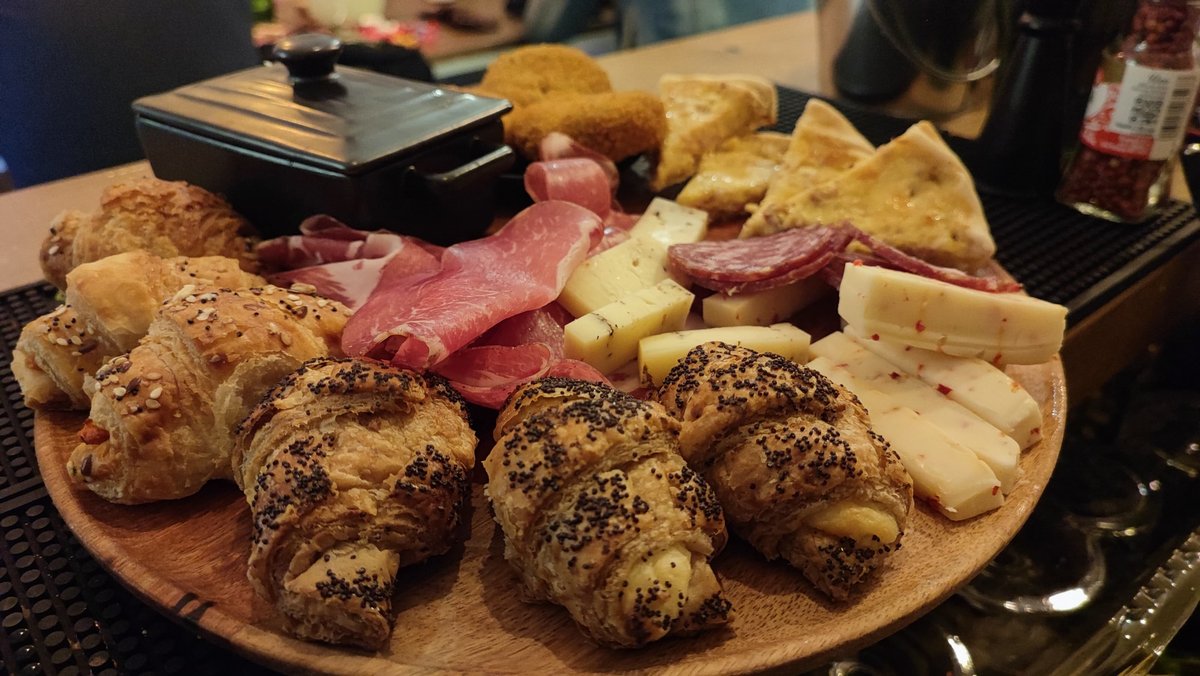 Foto di L' Aperitivo Divino - 8/10