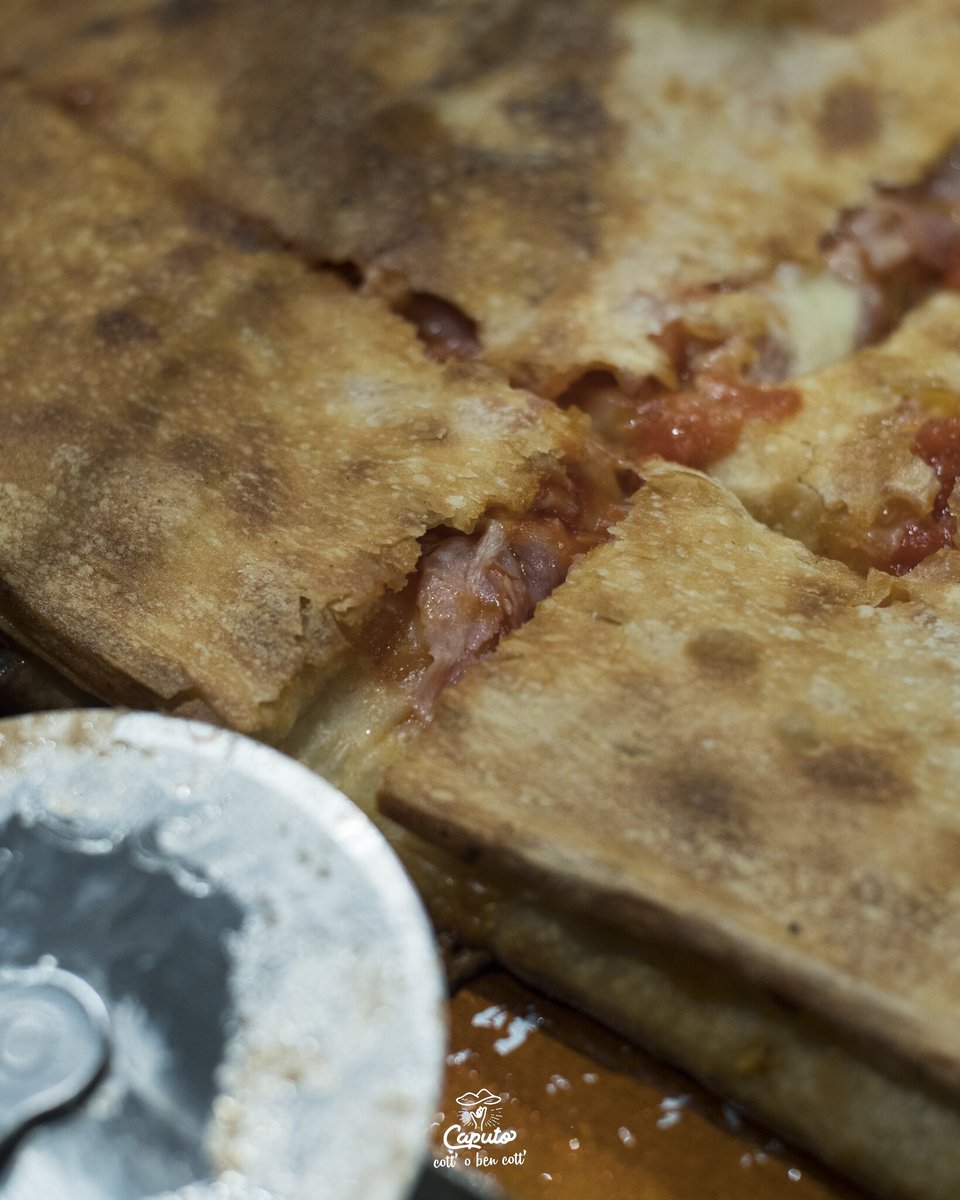 Foto 8 di Pizzeria Caputo Napoli - Napoli