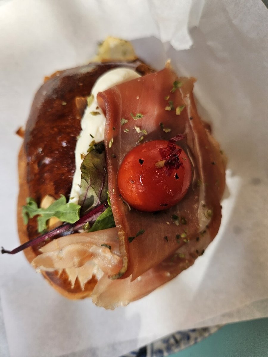 Foto di Salvo Albicocco Pasticceria - 9/10