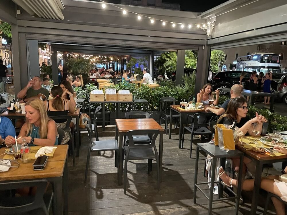 Foto 5 di Old Square - Terracina