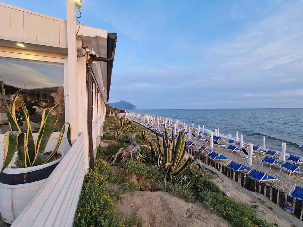 Foto 2 di Lido Azzurro - Sabaudia