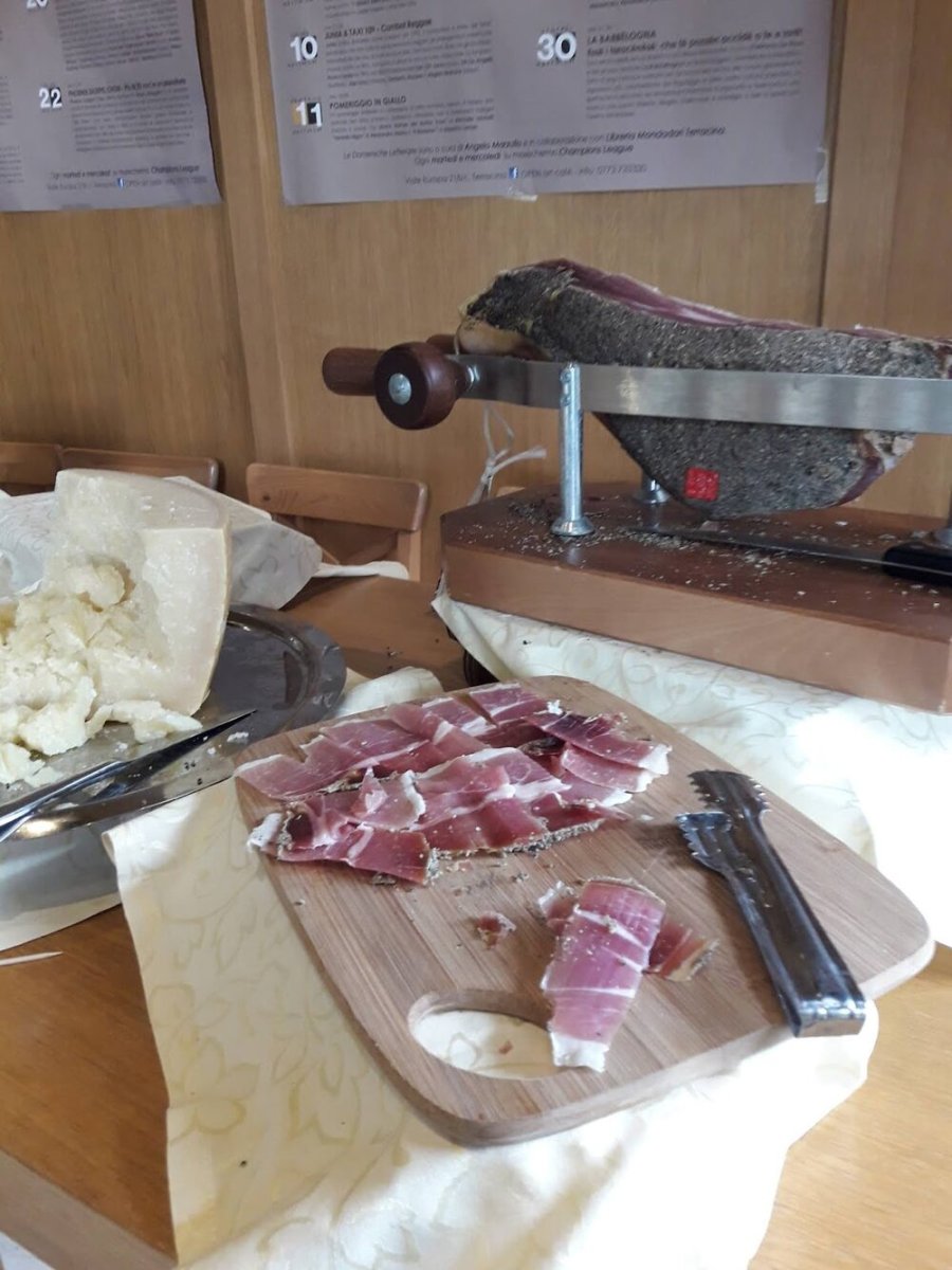 Foto 5 di Open Art Cafè - Terracina