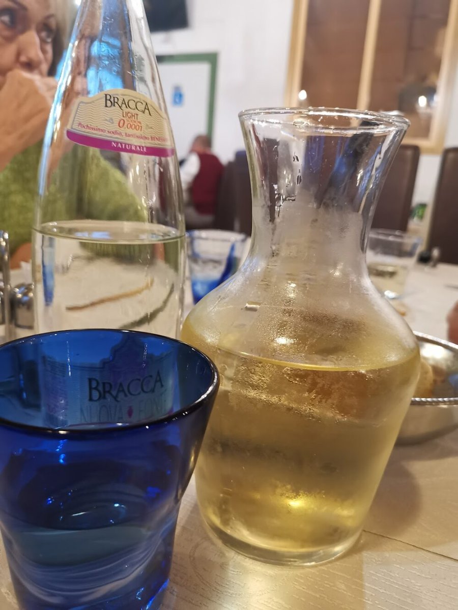 Foto 3 di Ristorante Pizzeria O' Scugnizzo - Montichiari