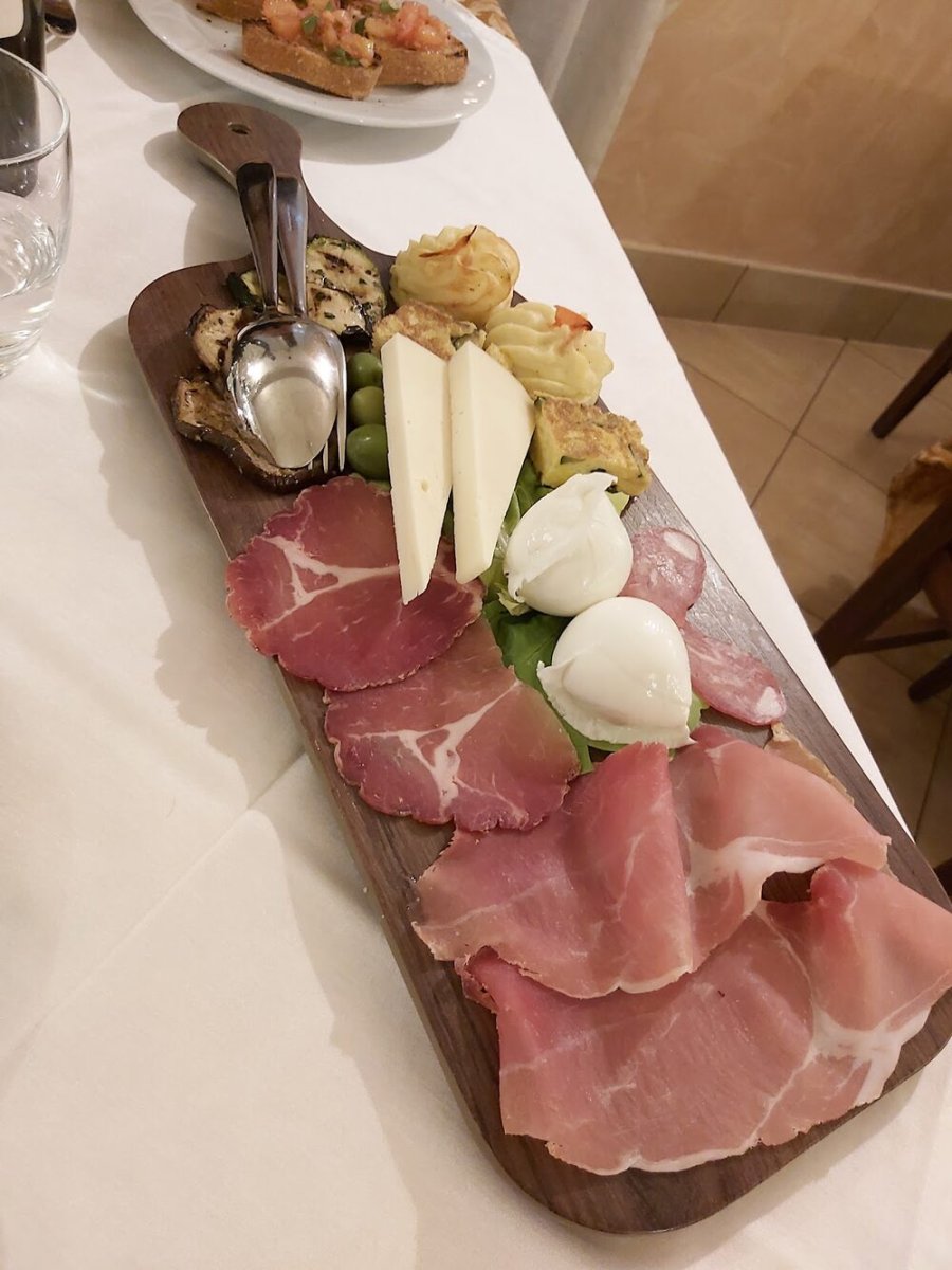 Foto 4 di Ristorante La Veduta - Oliveto Citra
