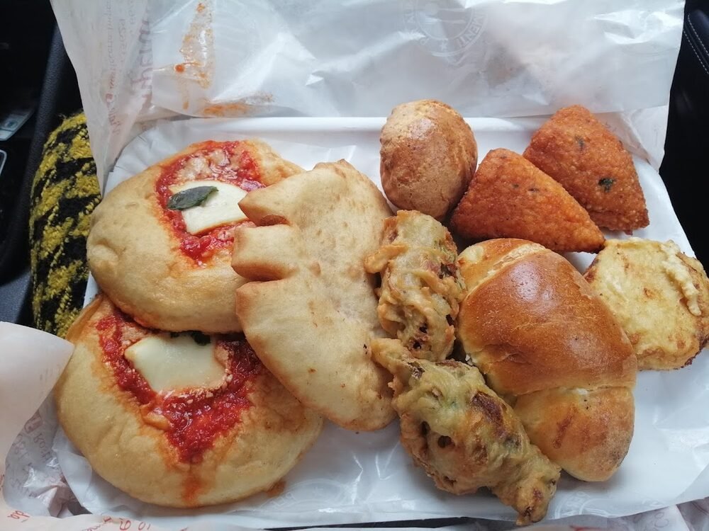 Foto 2 di Rosticceria Imperatore - Napoli