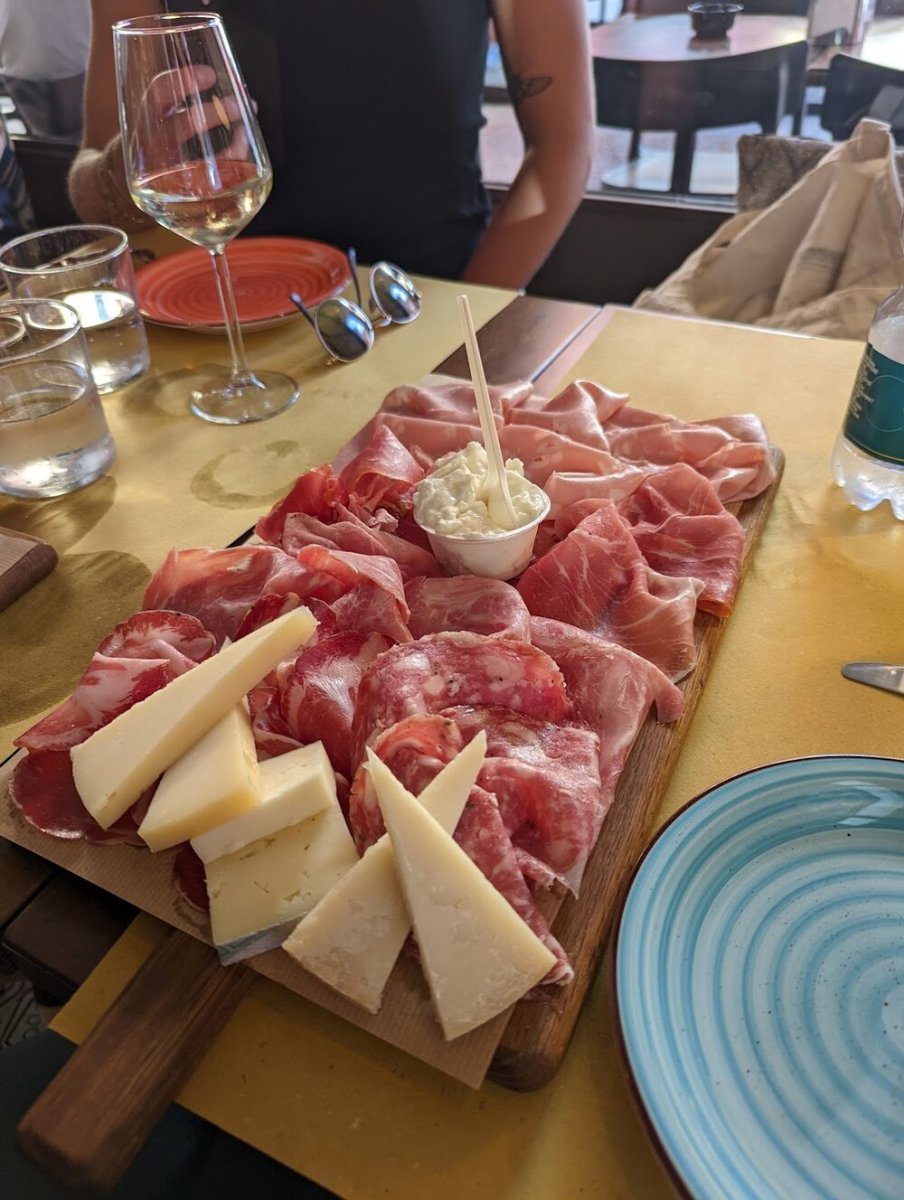 Foto 1