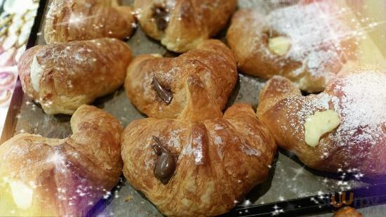 Pasticceria Fantasy Di Ballacci Pietro, Santa Marinella