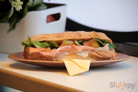 Panino Plinio, Roma