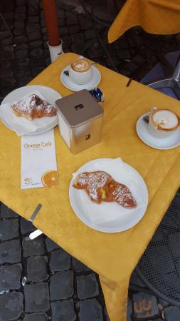 Orange Cafe, Roma