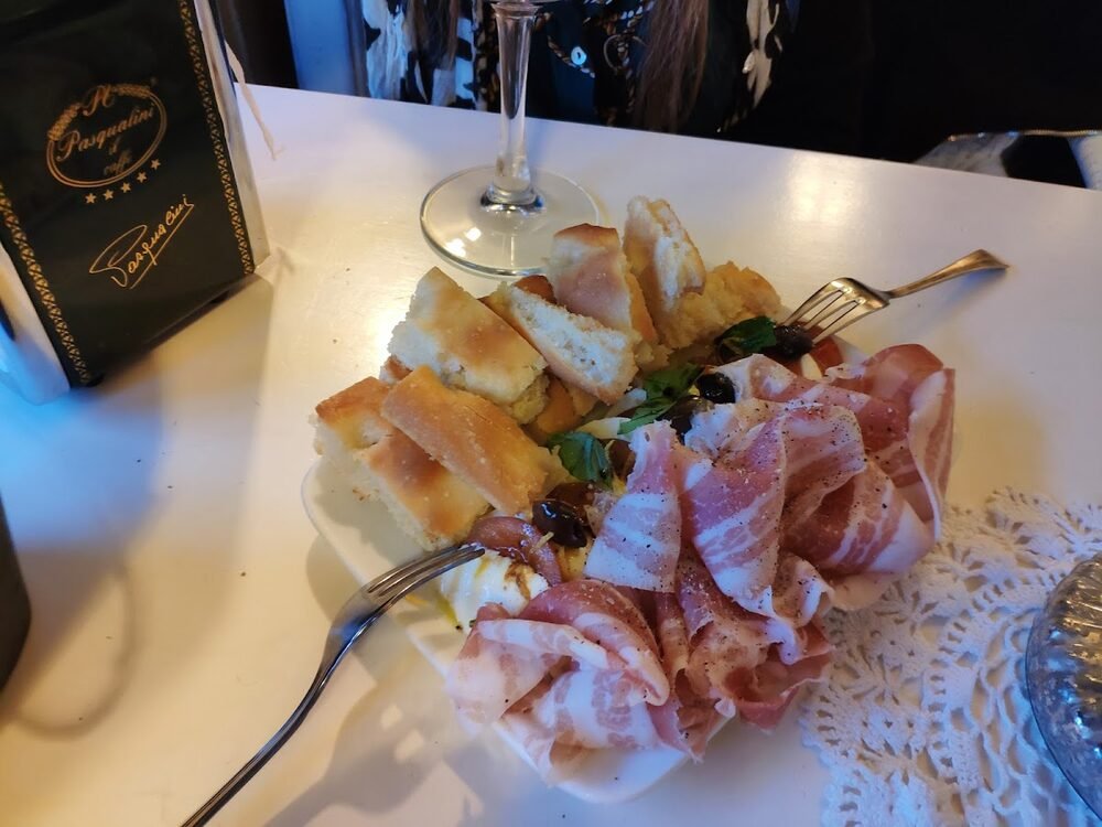 Foto 4 di Peter's Coffee House - Albenga