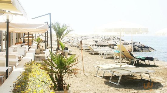 Pearl Beach Aregai, Santo Stefano al Mare