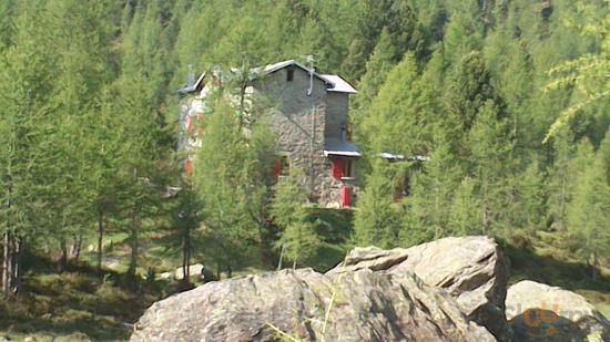 Rifugio Bosio -galli, Chiesa In Valmalenco