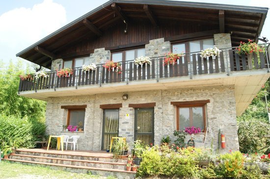 Agriturismo Tschang, Castelveccana