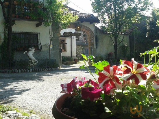 Tenuta Agrituristisca Scuderia La Quercia, Curno