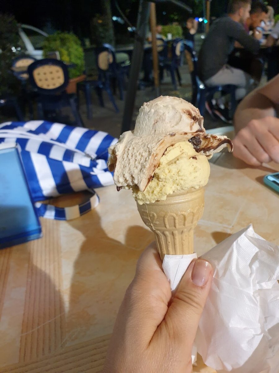 Foto 2 di Gelateria Emiliana - Ascoli Piceno
