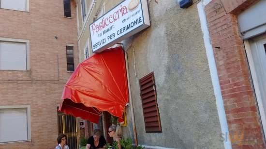 Braghetti Fratelli Pasticceria, Camerino