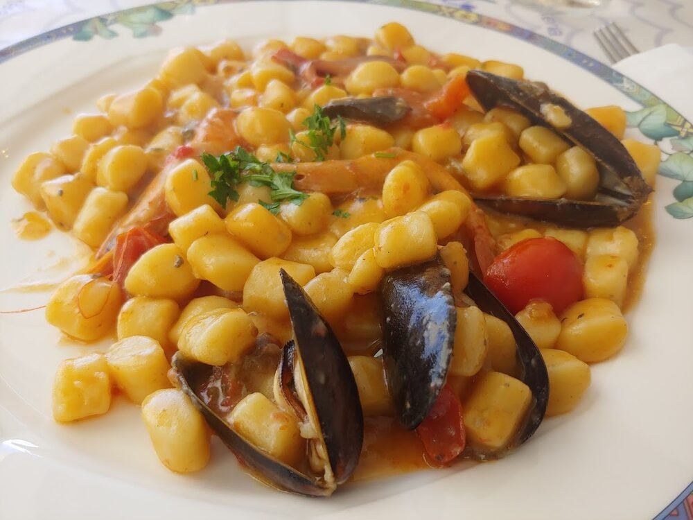 Foto 2 di Ristorante Lo Scoglio - Grottammare