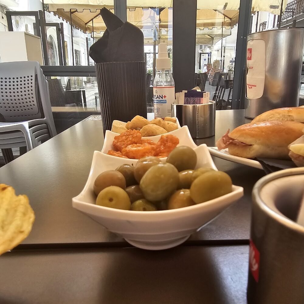 Foto 2 di Semplicecafe - Bari