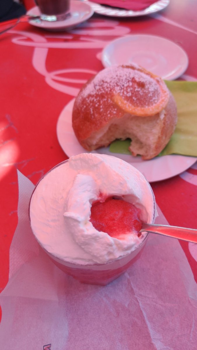 Foto 5 di Bar Fucsia Pasticceria Gelateria - Modica