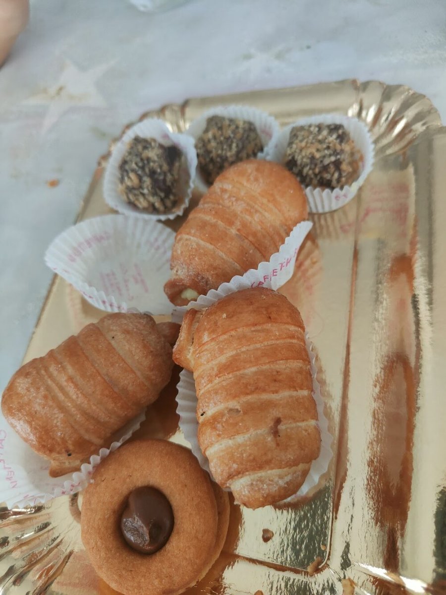 Foto 3 di Bar Pasticceria Enoteca Cristallo - Carrara