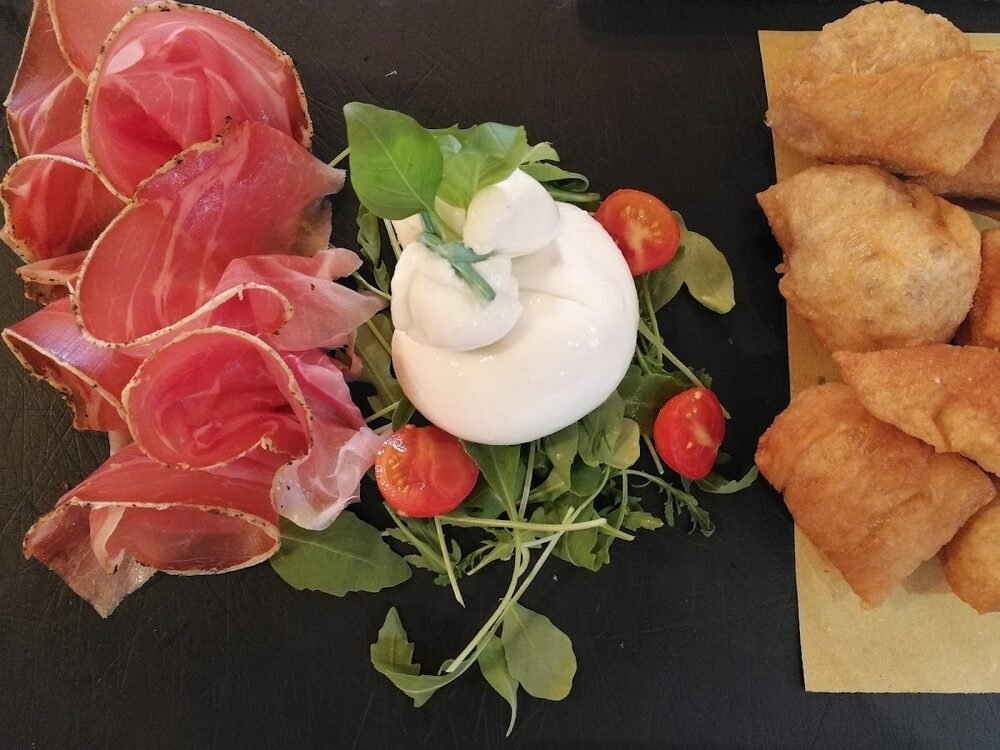 Foto 3 di Oltrepizza - Cecina