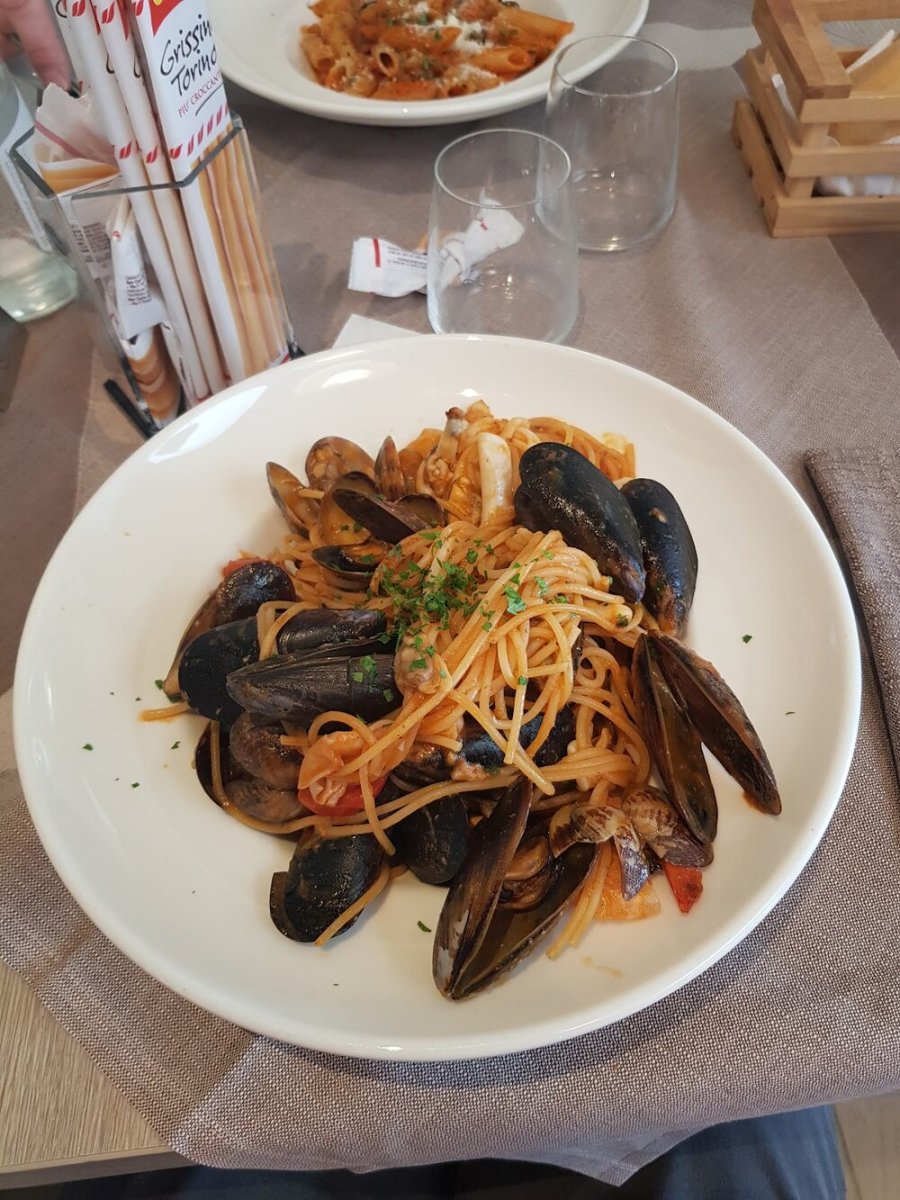 Foto 3 di Ristorante Gelateria L'ora - Riva Del Garda