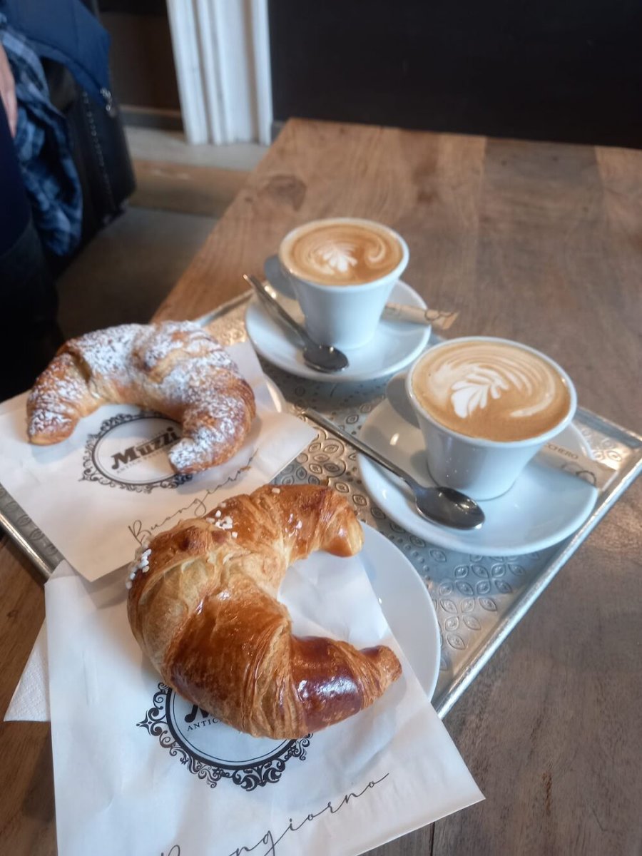 Foto 5 di Antica Pasticceria Muzzi - Foligno