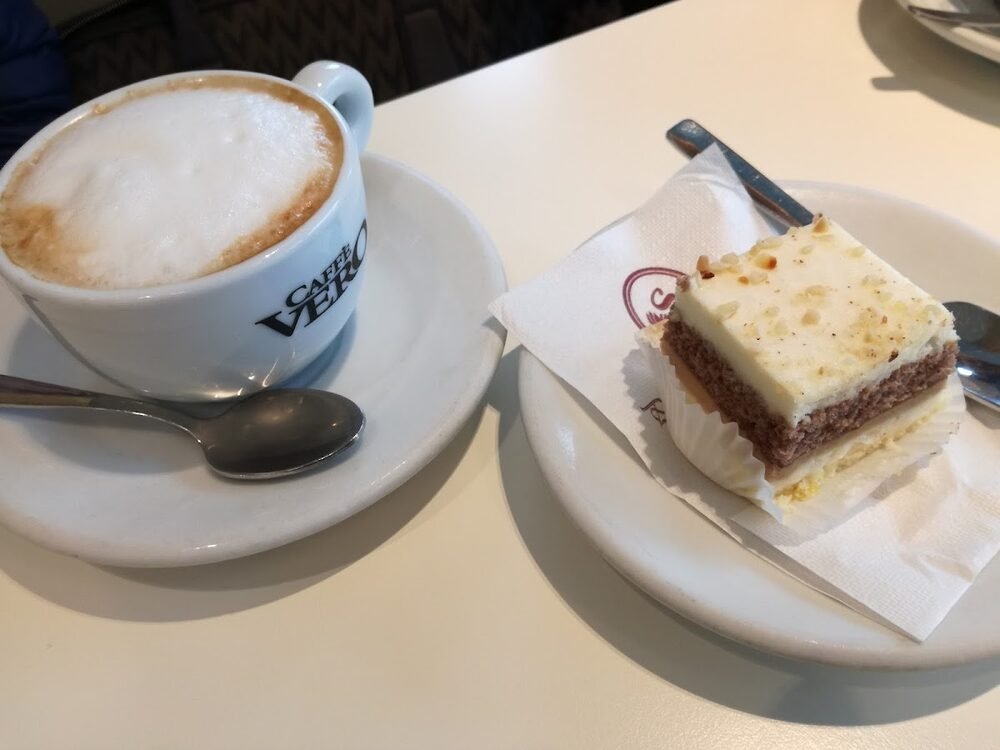 Foto 2 di Pasticceria Severin - Signoressa
