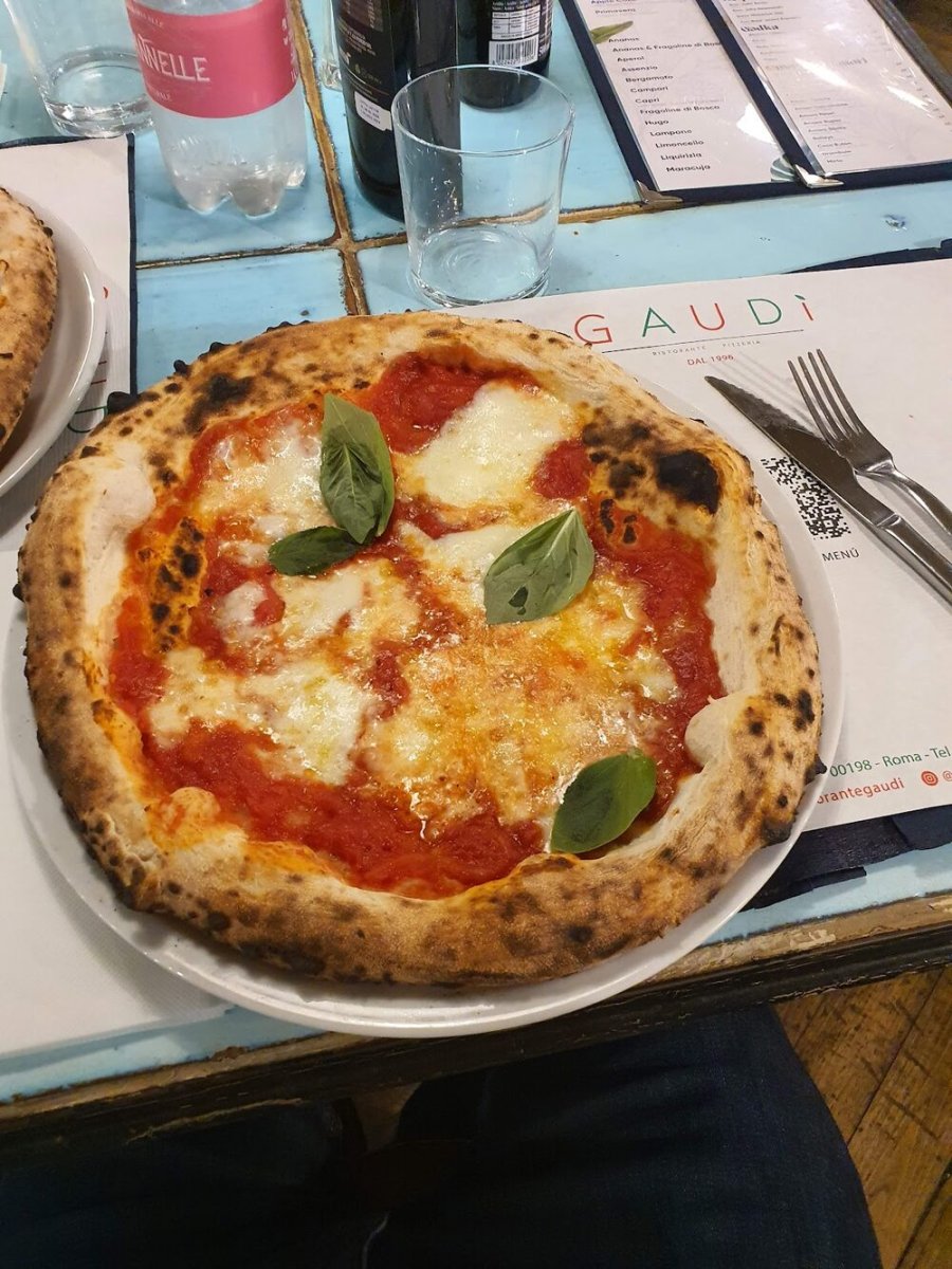 Foto 2 di Pizzeria Gaudì - Roma