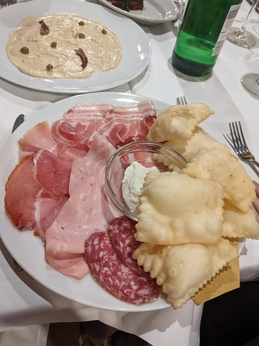 Foto 5 di Trattoria Della Santa - Bologna