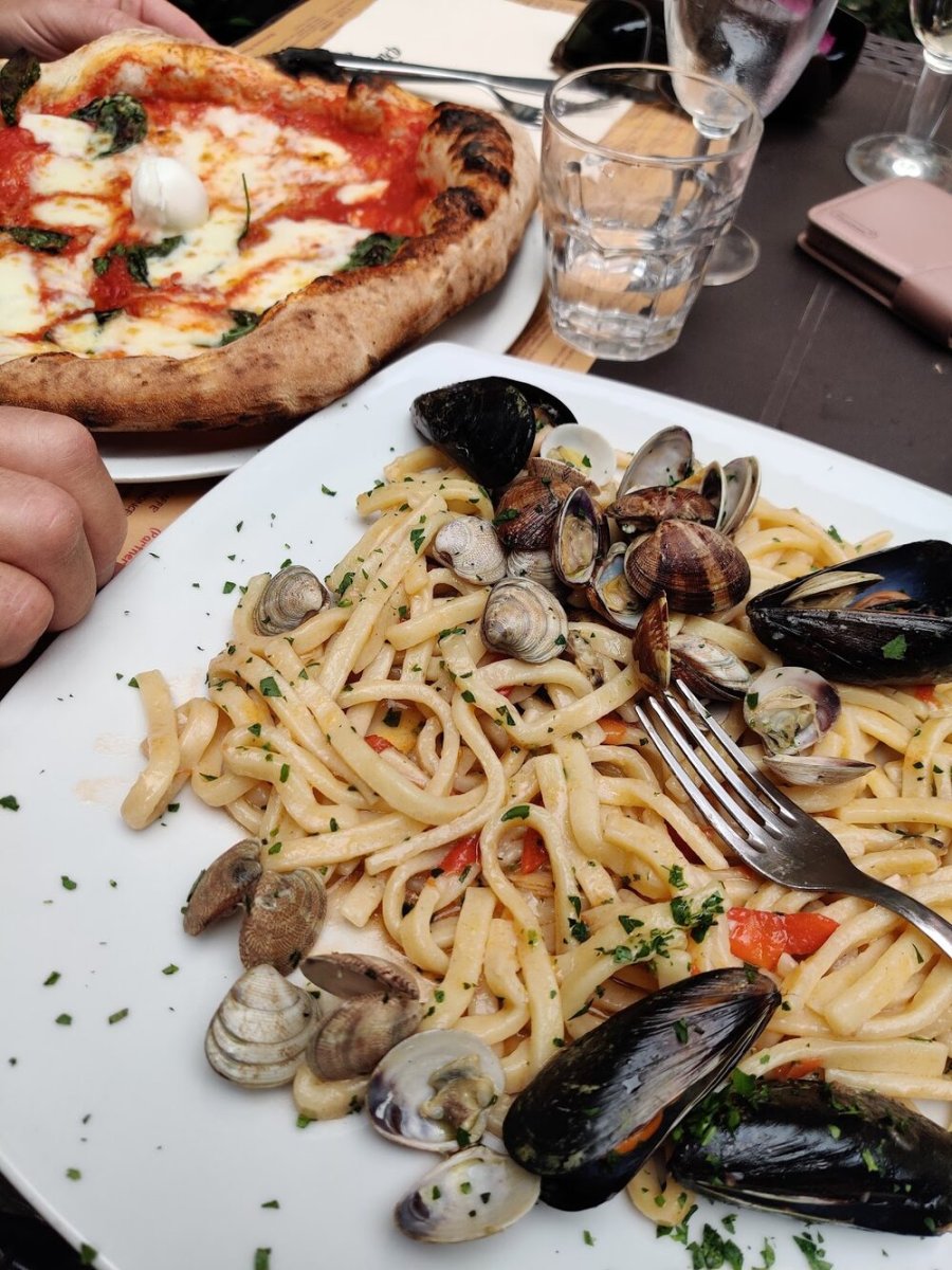 Foto 5 di Pizzeria Trattoria Piazzetta Sant’anna - Napoli