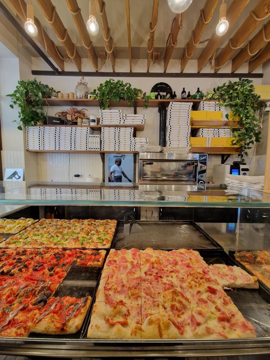 Foto 2 di Pistamentuccia - Pizza In Teglia Alla Romana - Bologna