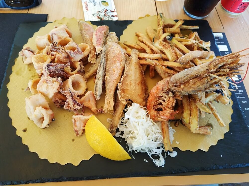 Foto 3 di Ristorante Pizzeria La Piazza - Finale Ligure