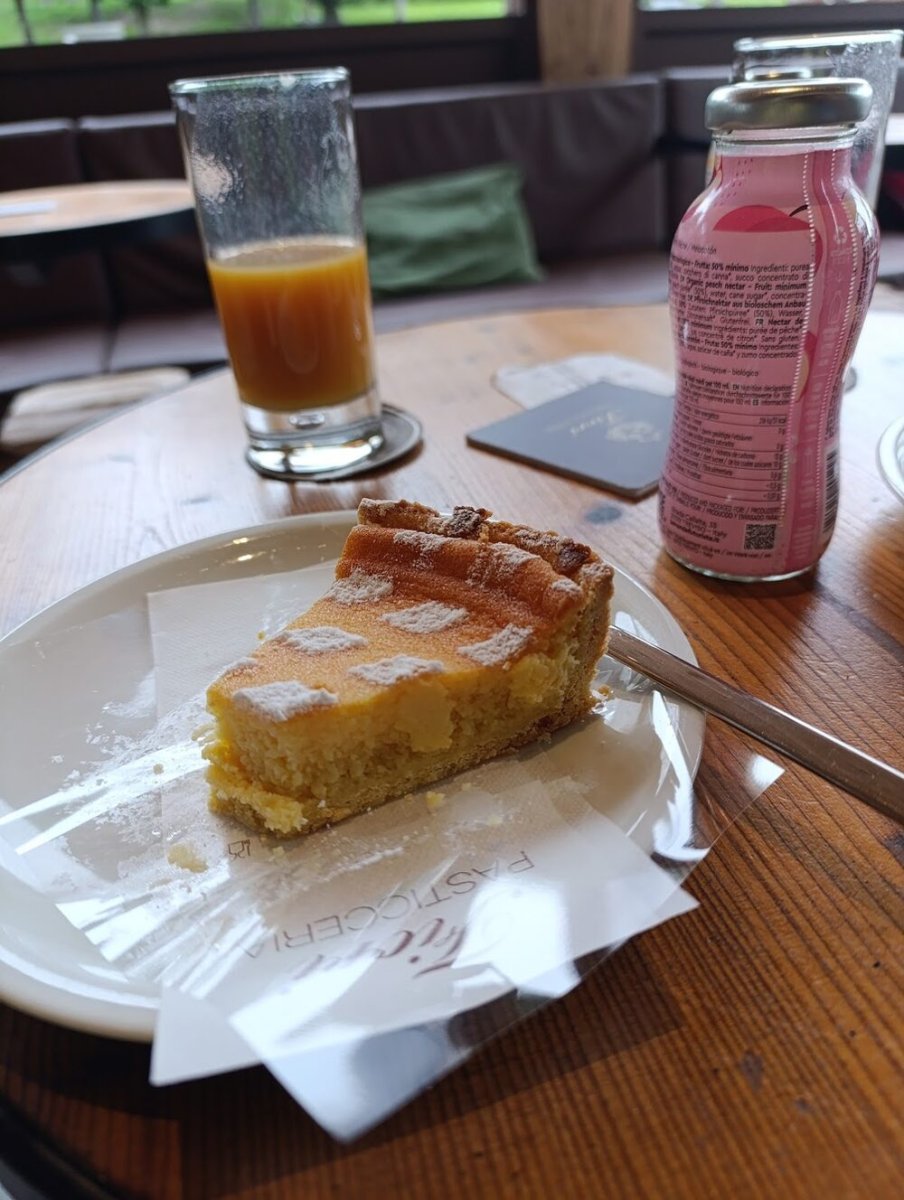 Foto 2 di La Pasticceria Fiori - San Vito di Cadore