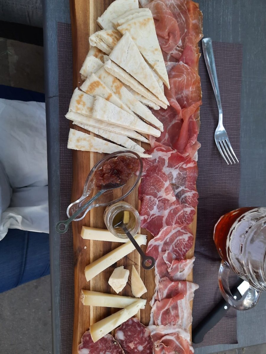 Foto 1