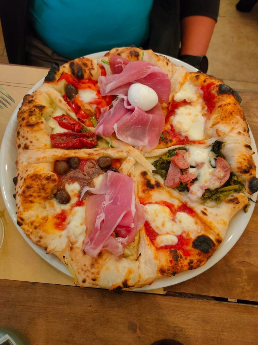 Foto 3 di Pizzeria Napoletana Verde Oliva - Tavazzano con Villavesco