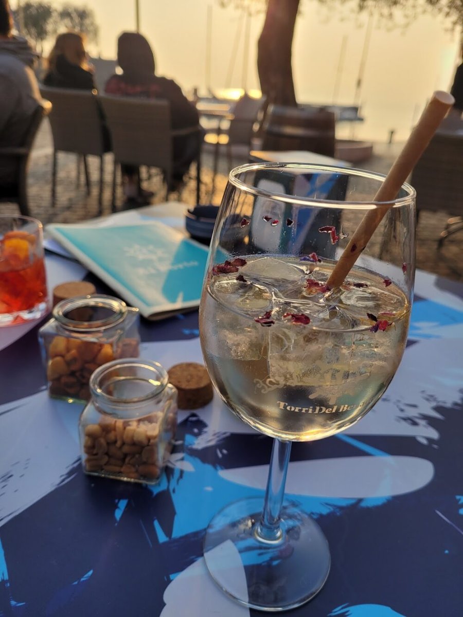 Foto 3 di Bar Al Porto - Torri del Benaco