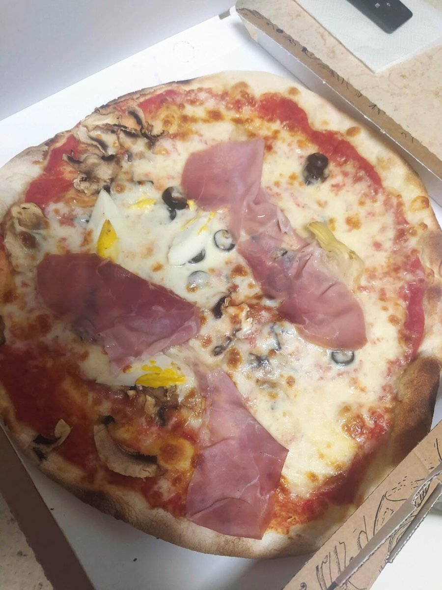 Foto 2 di Pizza In Famiglia - Roma