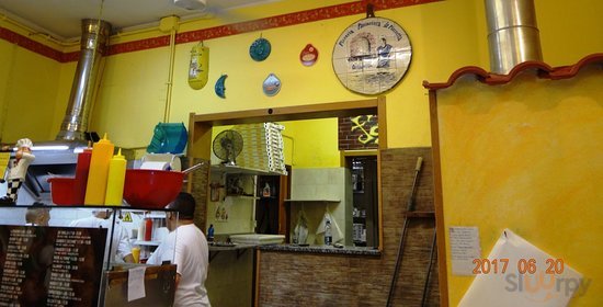 Pizzeria La Piazzetta Di Sotgiu Giuseppe, Porto Torres