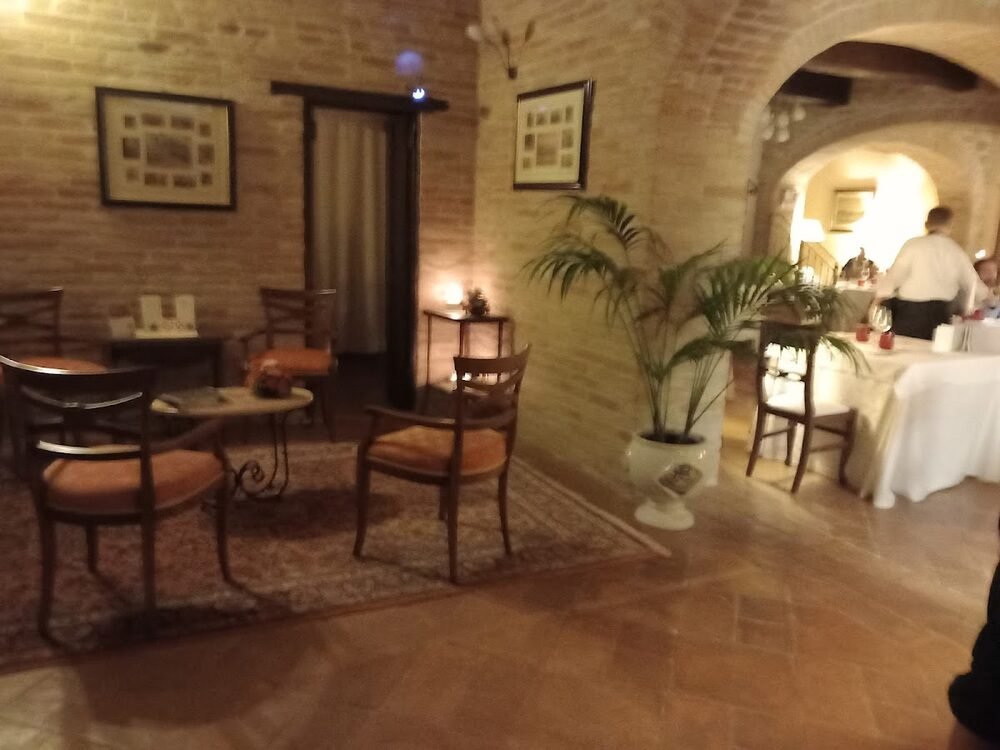 Foto 3 di Ristorante L'antico Forziere - Deruta