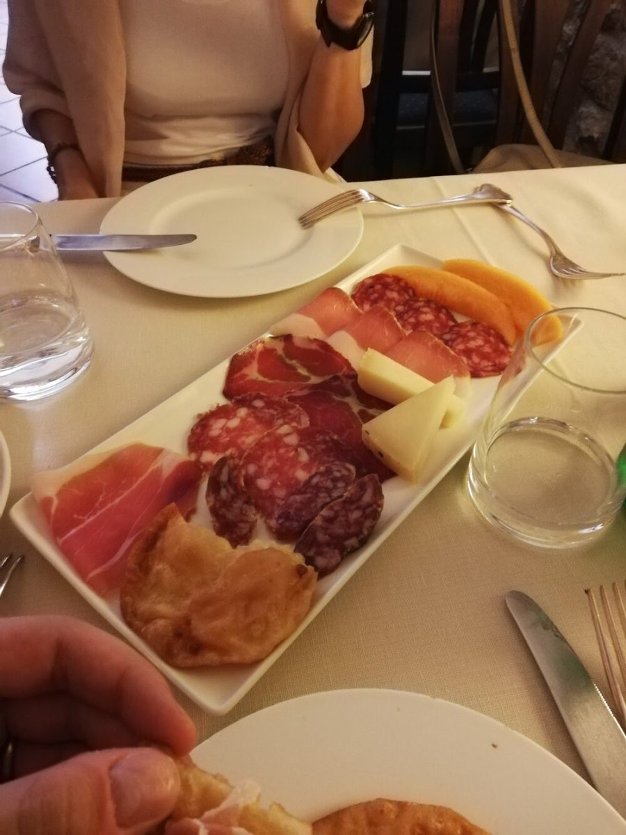 Foto 4 di Taverna Del Lupo - Gubbio