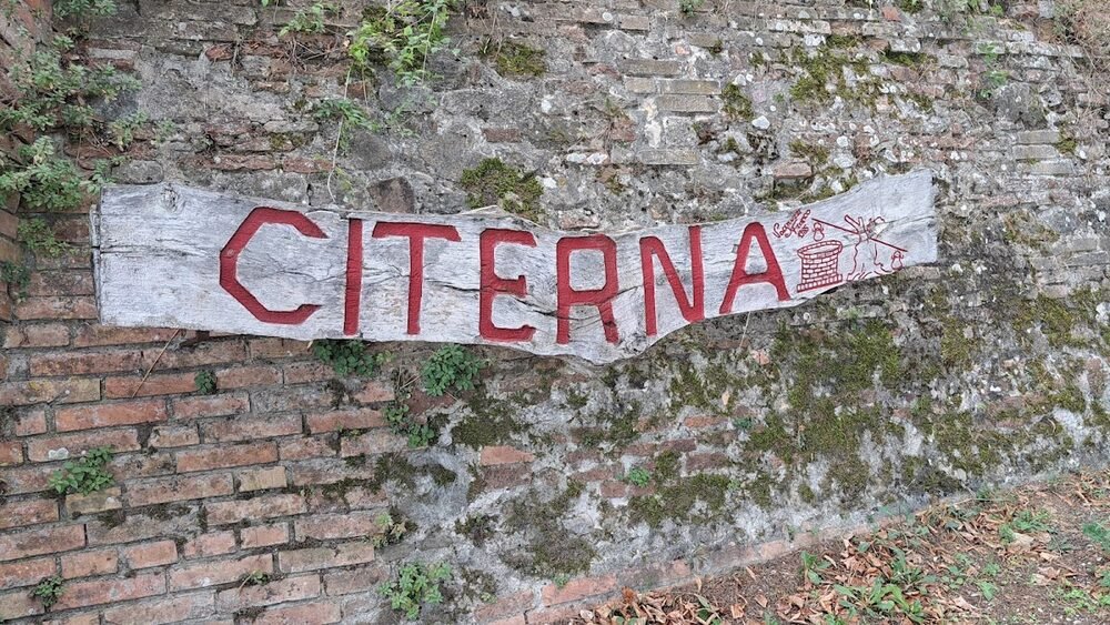 Foto 3 di La Cisterna - Citerna