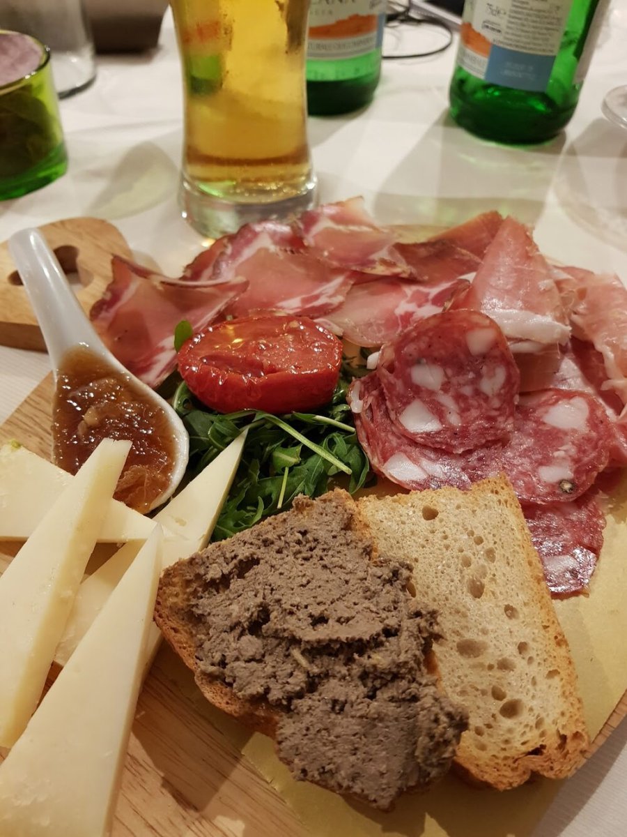 Foto 1